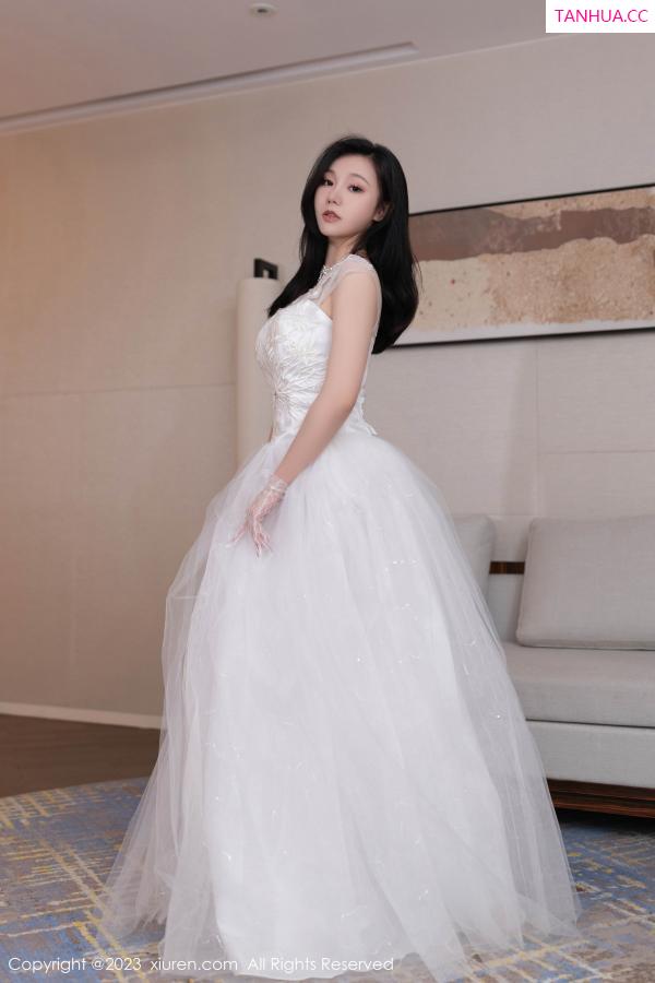 安然Maleah  [XiuRen]高清写真图 2023.08.08 No.7201 安然anran 婚纱美腿第10张图片